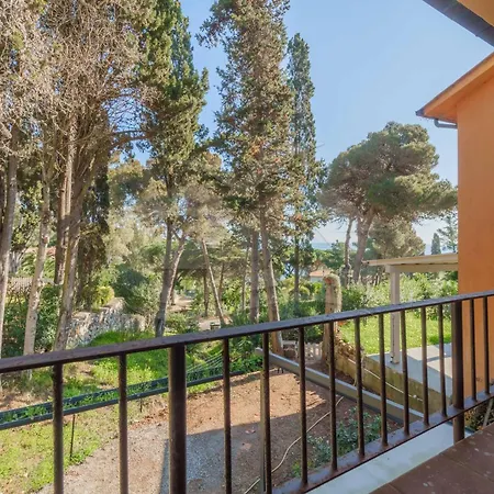 Bilocale Agrumeto - Goelba