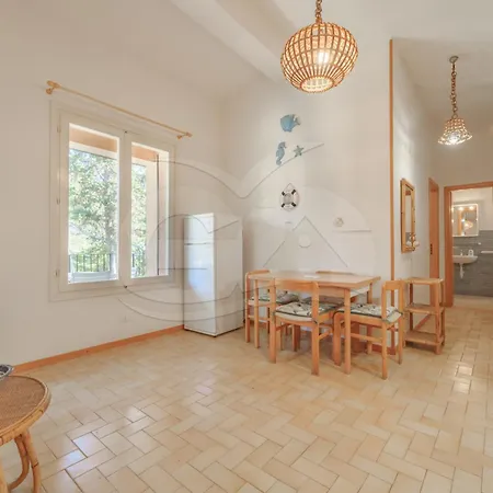 Apartman Bilocale Agrumeto - Goelba